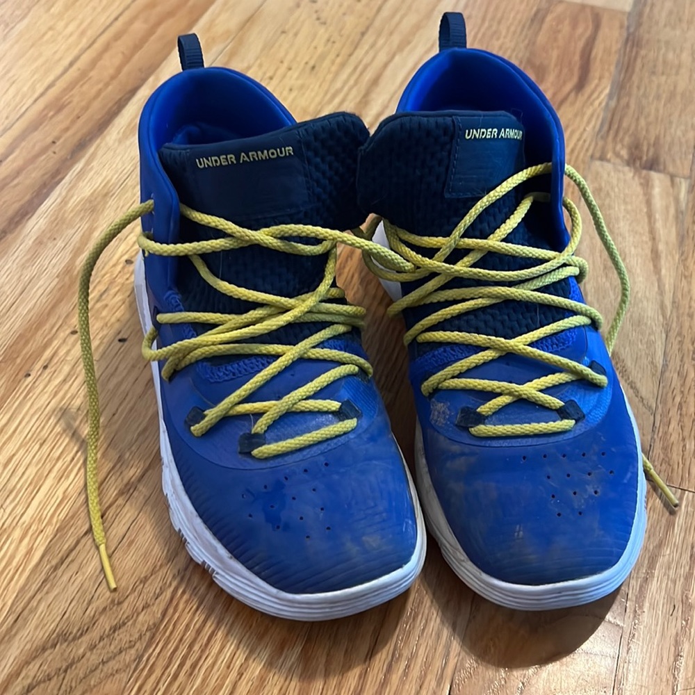 Boys Under Armour basketball sneakers